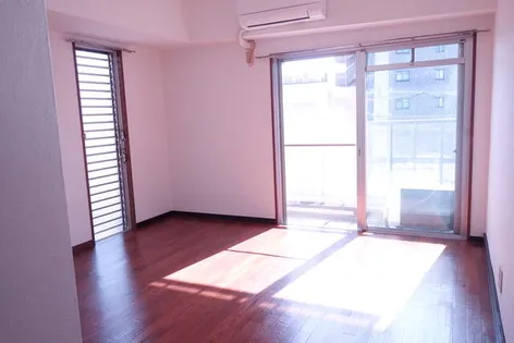 アキュラパークサイド須賀町【3階】の外観