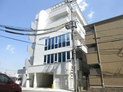 フロンティアビルの画像