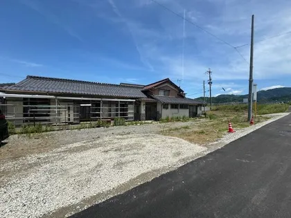 滋賀県米原市入江【一戸建】の外観