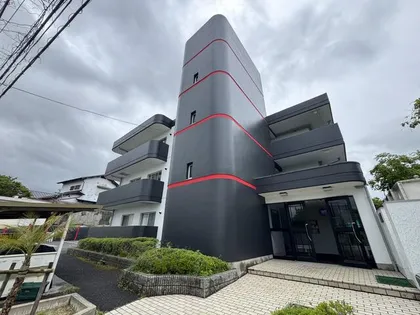 伊村マンション【302号室】の外観
