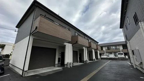 モダンガレージ新栄【A-1号室】の外観