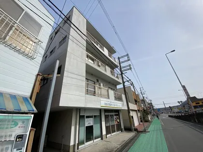 春日野マンション【302号室】の外観