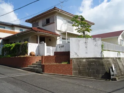 奈良県生駒市鹿ノ台北1丁目【一戸建】の外観