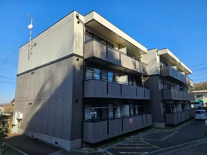 兵庫県西宮市山口町中野1丁目【アパート】の外観