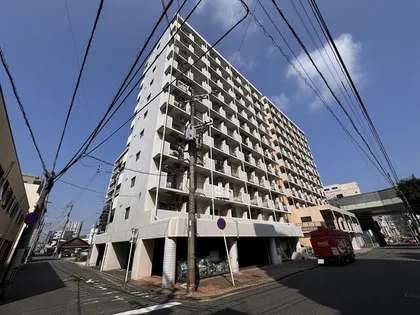 ホワイトパレス黄金【3階】の外観