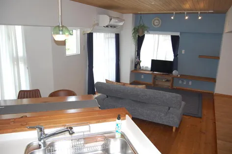 大阪府茨木市新郡山1丁目【マンション】の外観