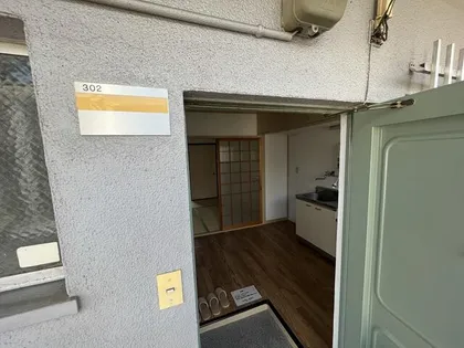 大阪府八尾市山本町南3丁目【マンション】の外観
