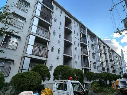 京都府京都市伏見区醍醐上ノ山町【マンション】の外観