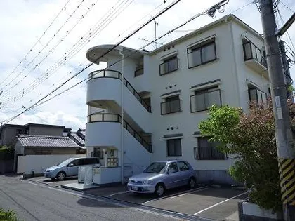 和歌山県和歌山市西浜1丁目【マンション】の間取り