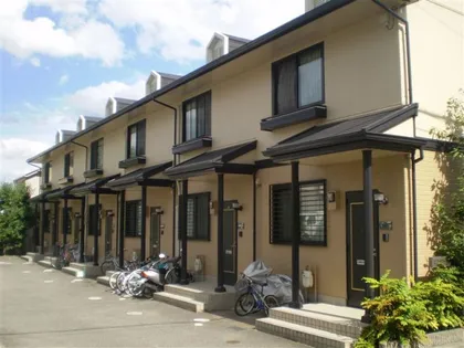 大阪府箕面市新稲5丁目【テラスハウス】の外観