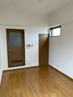 エステムコート御所南【3階】の外観