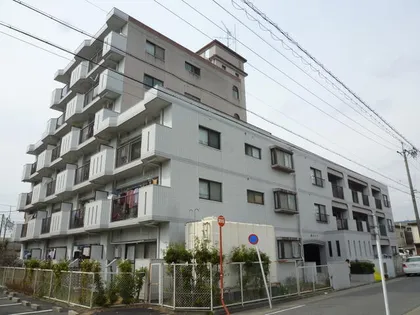 愛知県名古屋市守山区新守町【マンション】の外観