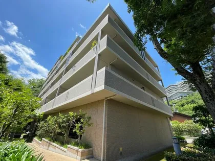 大阪府箕面市箕面1丁目【マンション】の外観