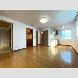 フラットミレニアムヒルズの画像