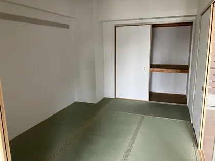 ニューコーポ松蔭【307号室】の内装