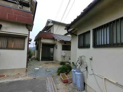 大阪府箕面市坊島5丁目【一戸建】の外観