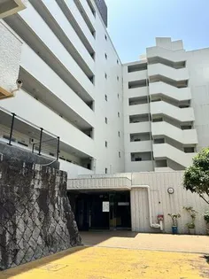 富野サマリヤマンション【1階】の外観