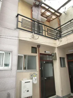 京都府京都市上京区松屋町通一条下る下鏡石町【テラスハウス】の外観