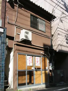 京都府京都市下京区綾小路通西洞院西入妙伝寺町【一戸建】の外観