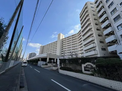 ホワイトキャッスル第二下到津A棟【6階】の外観