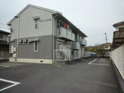 ファミーユさつきの画像