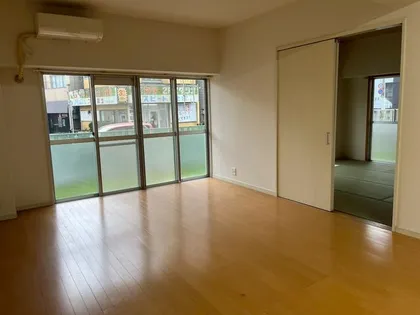 ミリオンコーポラス鷹ノ巣の画像