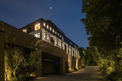 The GoldmanCastle SAKURAZAKA FOREST【2階】の間取り