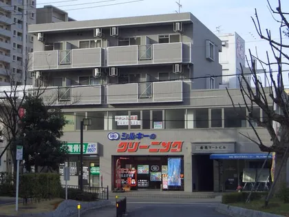 産晃マートビルの画像