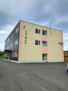 リバーサイド【3階】の外観