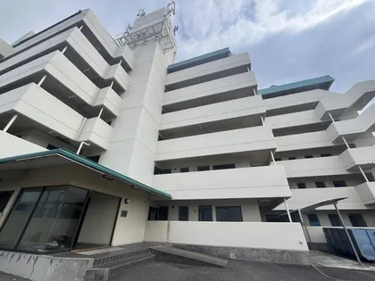 スクエアメゾン和歌山【401号室】の間取り