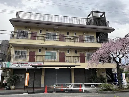 大阪府箕面市桜ケ丘4丁目【マンション】の外観