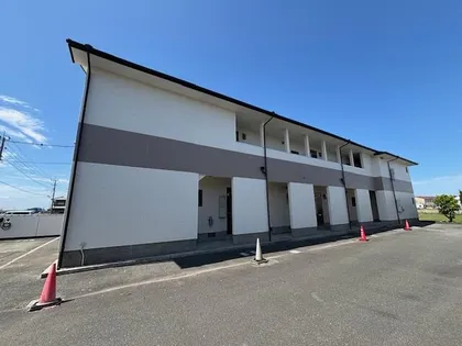 ファミール輝【2階】の外観