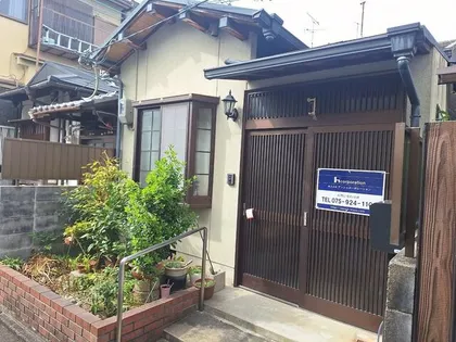 京都府京都市右京区太秦安井北御所町【一戸建】の外観