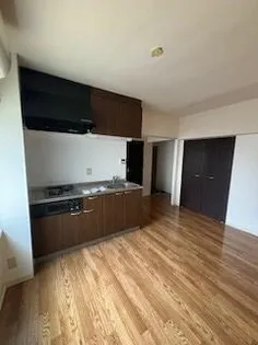 大阪府泉南市信達市場【マンション】の外観