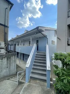 ローレル参番館【1階】の外観