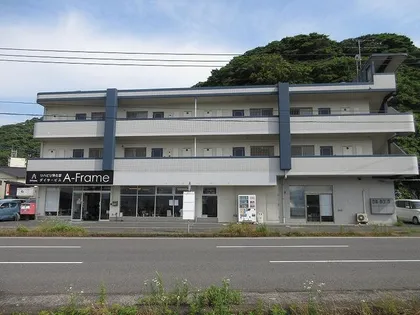 ハピネス田野浦【202号室】の外観