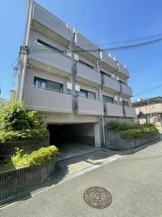 大阪府吹田市千里山高塚【マンション】の外観