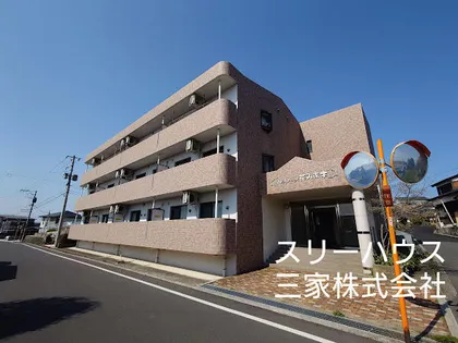 福岡県築上郡吉富町大字楡生【マンション】の外観