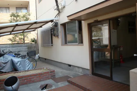 大阪府大阪市天王寺区勝山1丁目【アパート】の外観