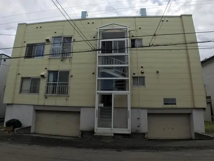 ホワイトシュロス【1号室】の外観