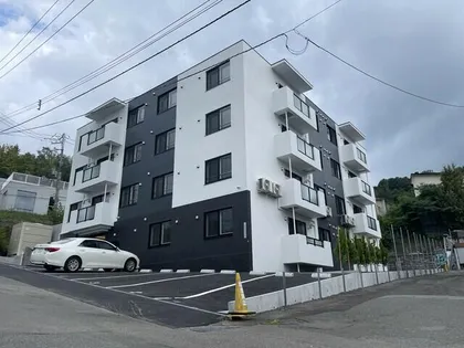 プレミア山の手【3階】の外観