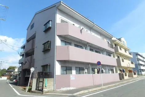 メゾンファミールの画像