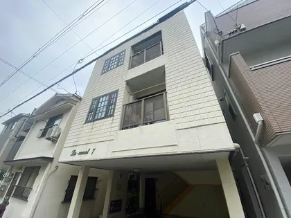 ラコート7【301号室】の外観