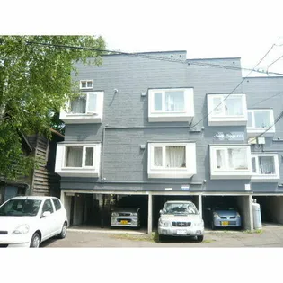 北海道札幌市東区北十一条東5丁目【アパート】の外観
