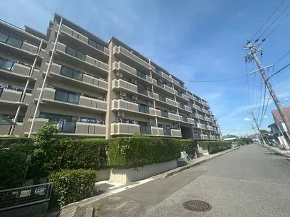 グローリアスヒルズ高蔵寺白山町【208号室】の外観