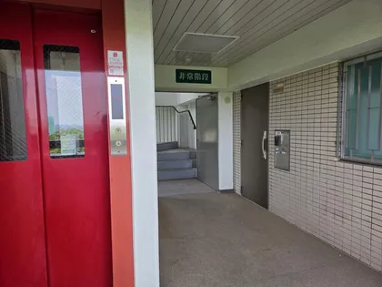 大阪府和泉市光明台1丁目【マンション】の外観