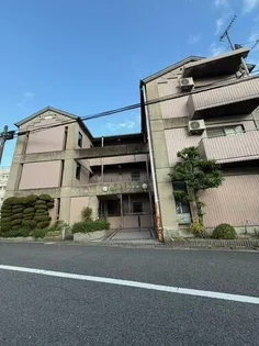 奈良県生駒市中菜畑2丁目【マンション】の外観