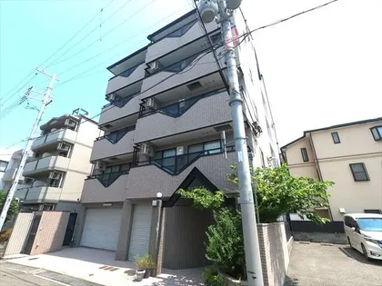 ウェブハウス魚崎【3階】の外観