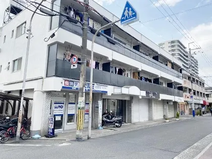 ヒロミツイースト【3階】の外観