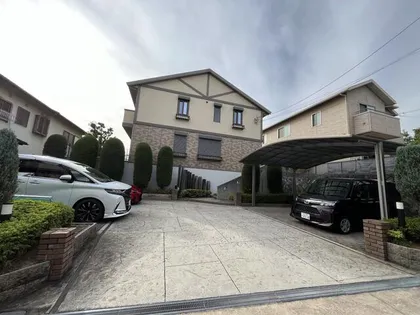 兵庫県西宮市殿山町【一戸建】の外観